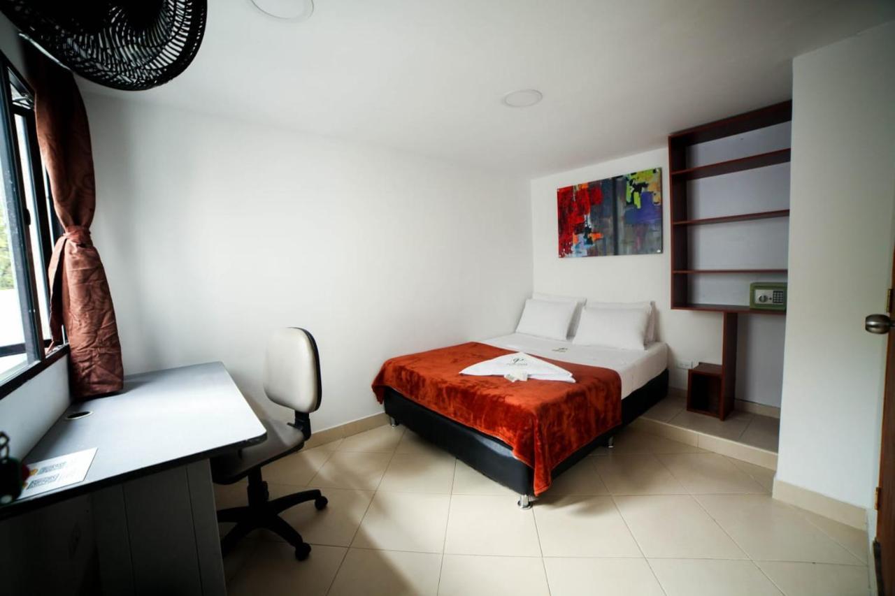 Poblado Guest House Medellín Zewnętrze zdjęcie