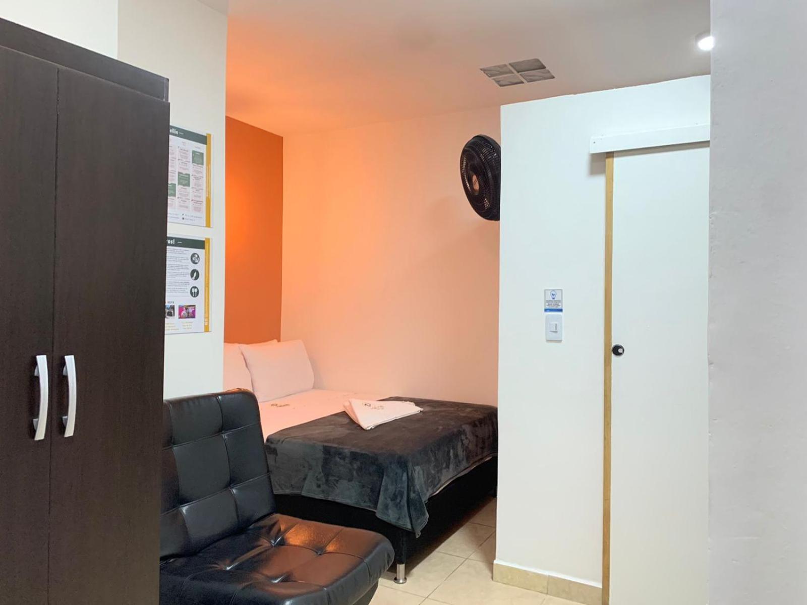 Poblado Guest House Medellín Zewnętrze zdjęcie