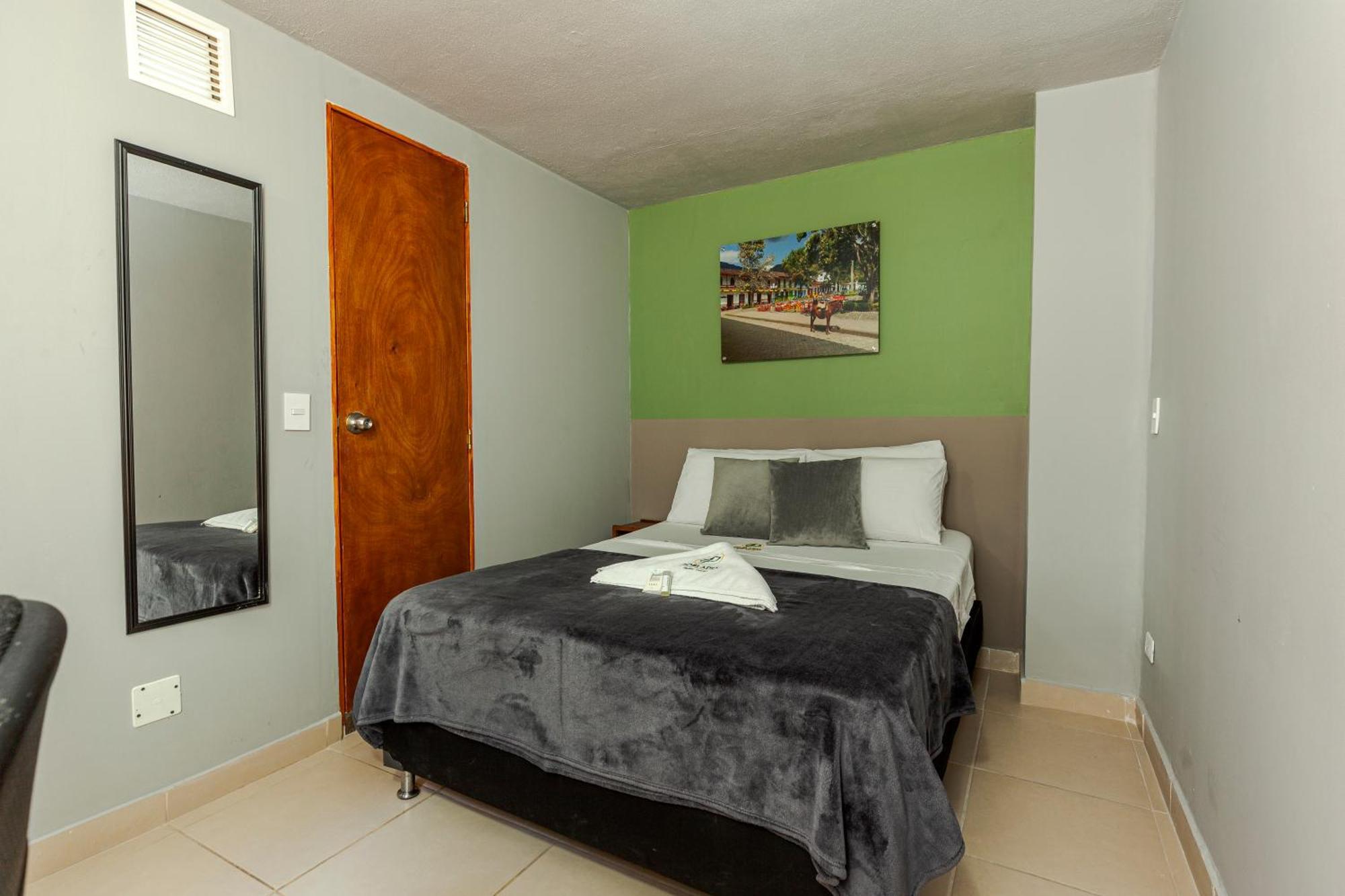 Poblado Guest House Medellín Zewnętrze zdjęcie