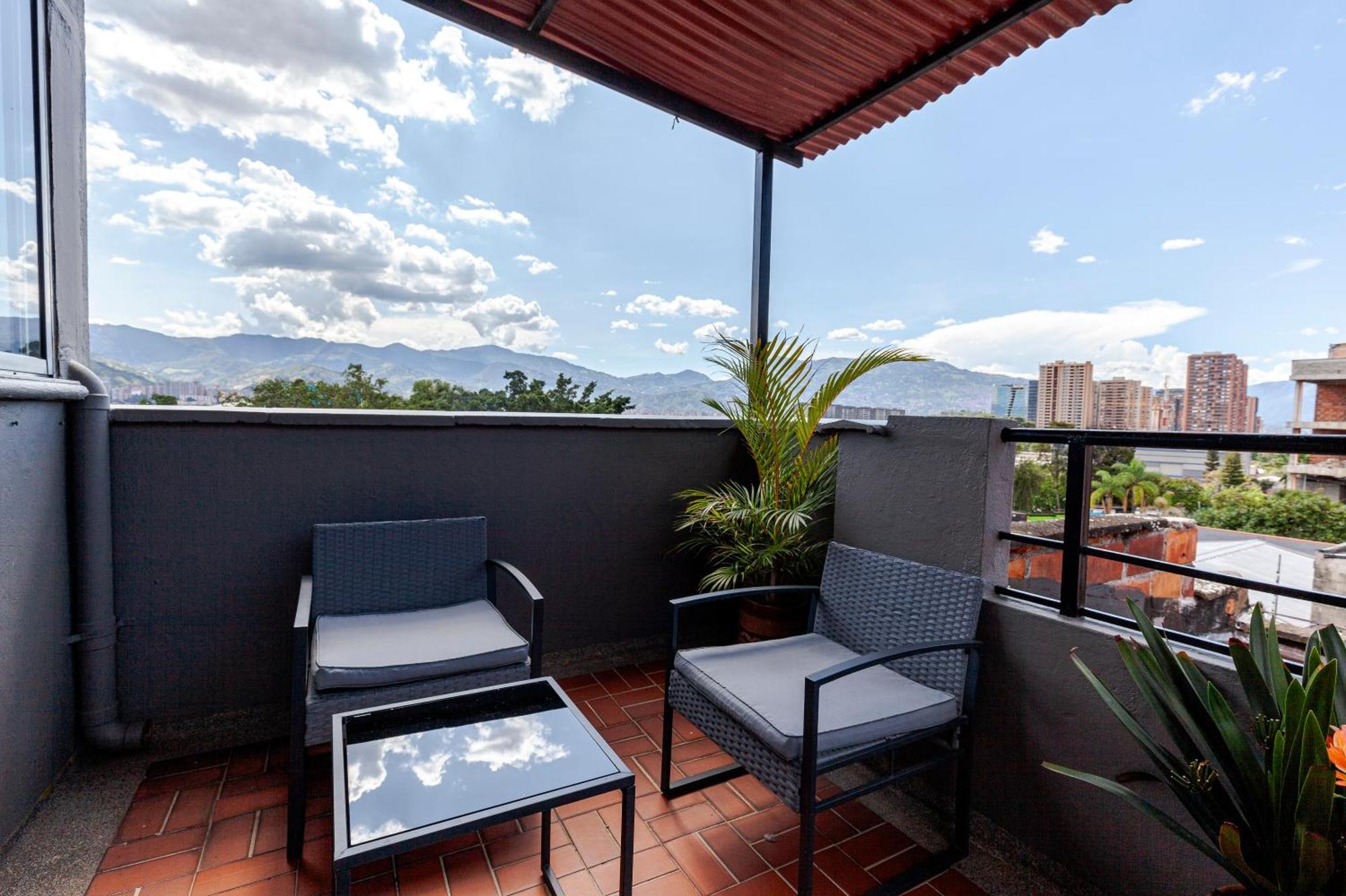 Poblado Guest House Medellín Zewnętrze zdjęcie