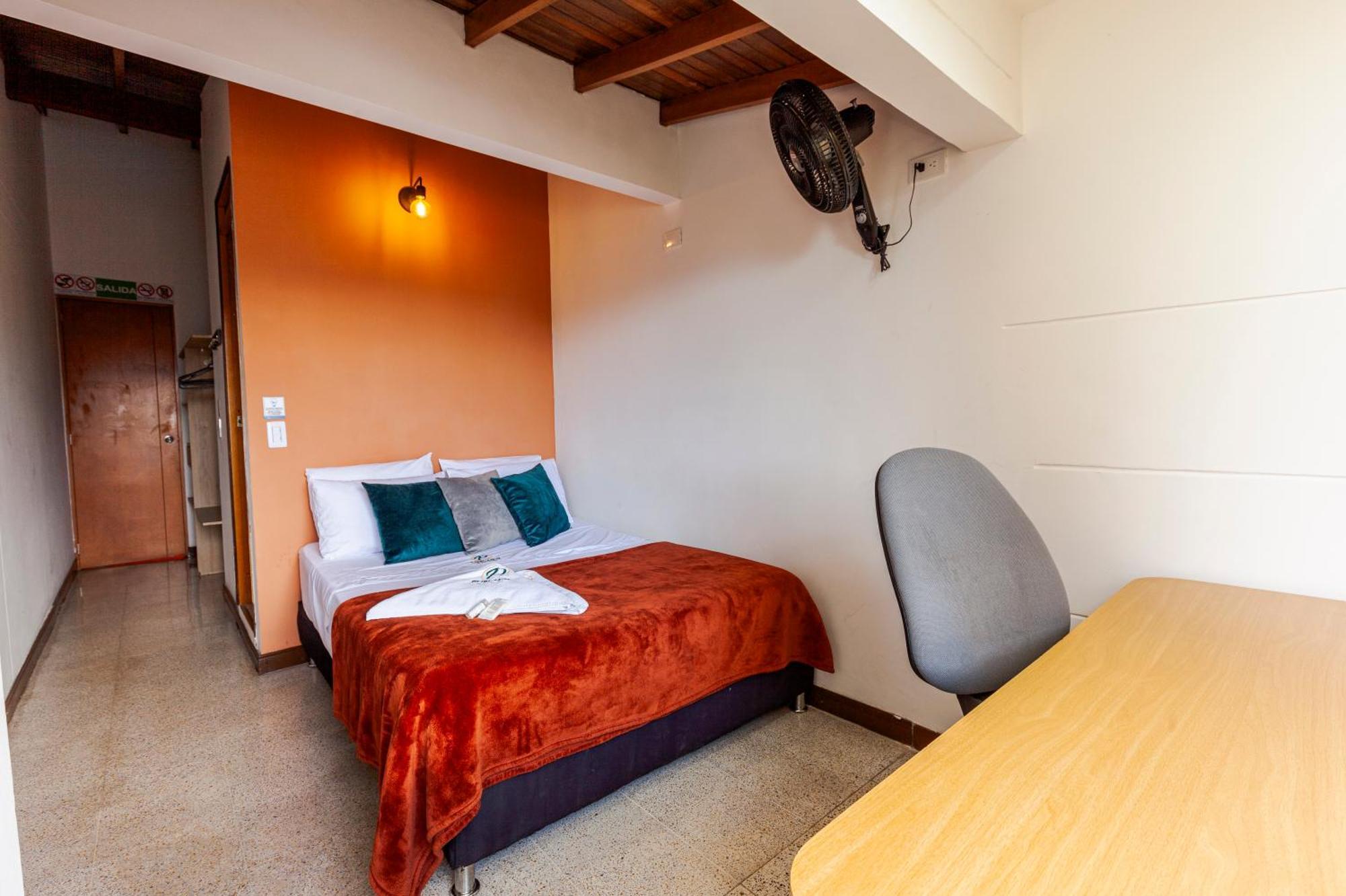 Poblado Guest House Medellín Zewnętrze zdjęcie